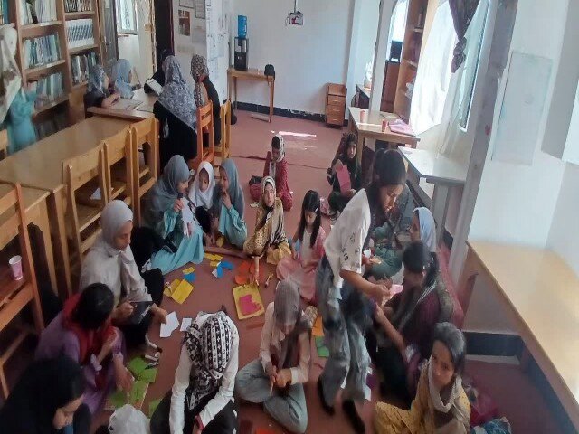 آموزش تجوید با خلاقیت هنری در مسجد حضرت علی (ع) دهگلان