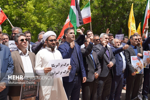 تجمع دانشگاهیان اردبیل در حمایت از «وعده صادق 3»0