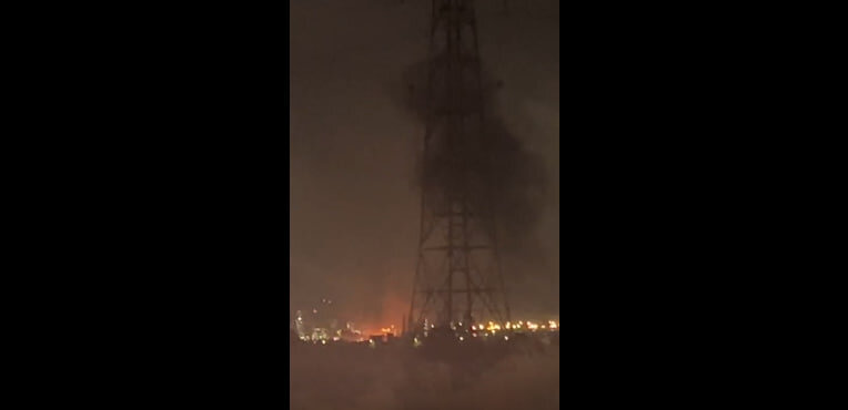 Thick smoke over Haifa as Iran begins second night of attacks against Israel