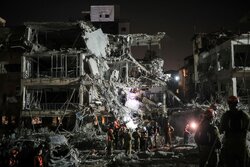İran'ın yerle bir ettiği Bat Yam'ın yeniden inşa çalışmaları 5 yıl sürecek