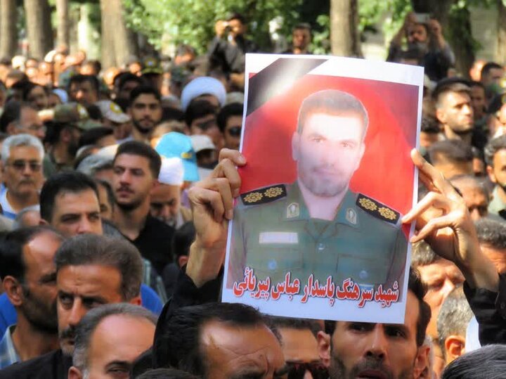 تشییع پیکر ۵ شهید حمله جنایتکارانه رژیم صهیونیستی در بروجرد