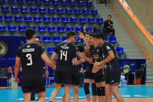 برد والیبالیستهای زیر 16 سال ایران مقابل ازبکستان