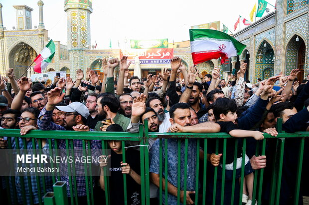 تشییع 8 شهید مراکز نظامی در شهر مقدس قم
