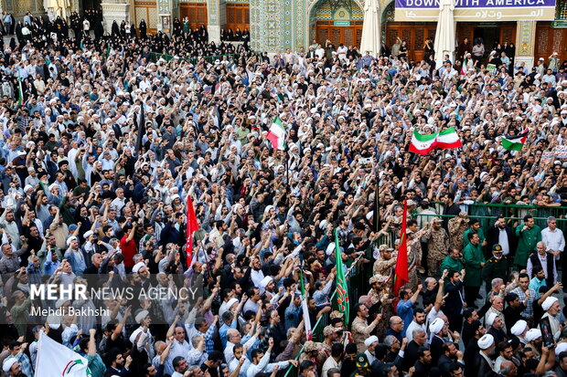 تشییع 8 شهید مراکز نظامی در شهر مقدس قم