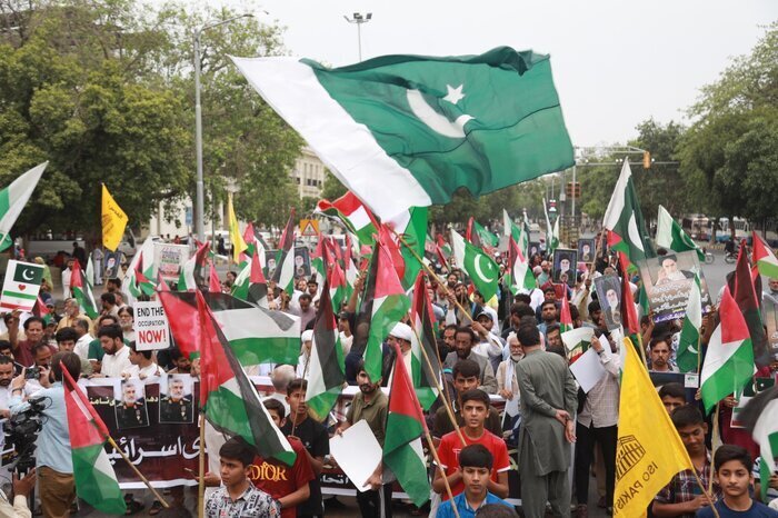 Pakistanis hold rallies to condemn Israeli attacks against Iran