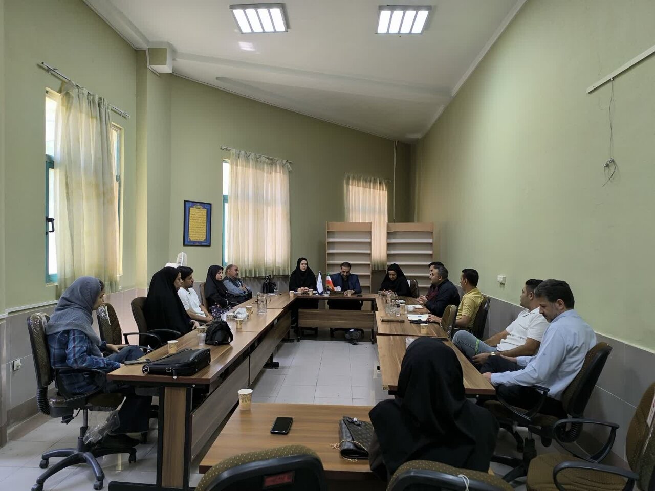 رسانهها چشم بینای جامعهاند