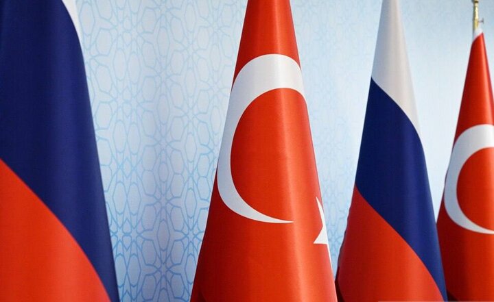 گفتگوی وزرای دفاع ترکیه و روسیه درباره تهاجم اسراییل به ایران