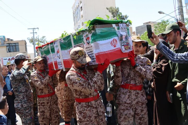 وداع با شهید ولی الله طاهری، پاسدار گروه مهندسی رزمی ۴۲ قدر اراک