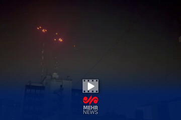 VIDEO: Tehran air defense destroys Israeli projectiles