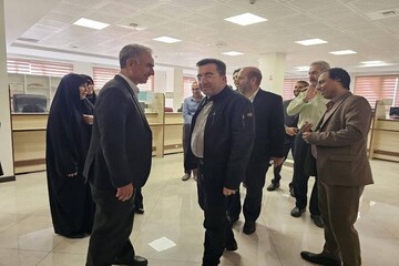 رئیس سازمان ثبت اسناد از واحدهای ثبتی تهران بازدید کرد
