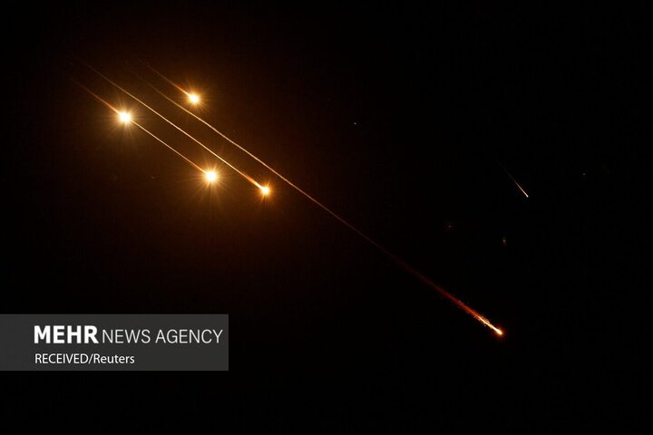Iran sends a message to US with its new advanced missile