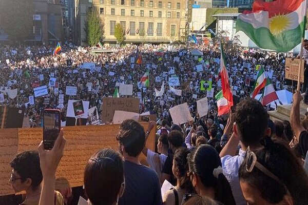 VIDEO: Canadian people hold protest rally in support for Iran