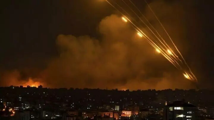 Iran pounds Israeli regime targets in new strikes on Thursday