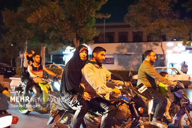 راهپیمایی موتوری مشهدی‌ها در حمایت از «وعده صادق ۳»