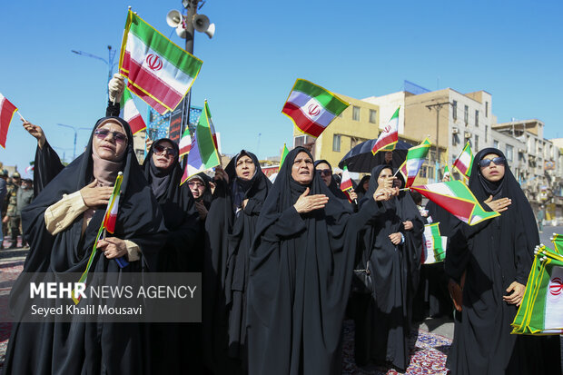 تشییع پیکر شهدای مدافع وطن در اهواز