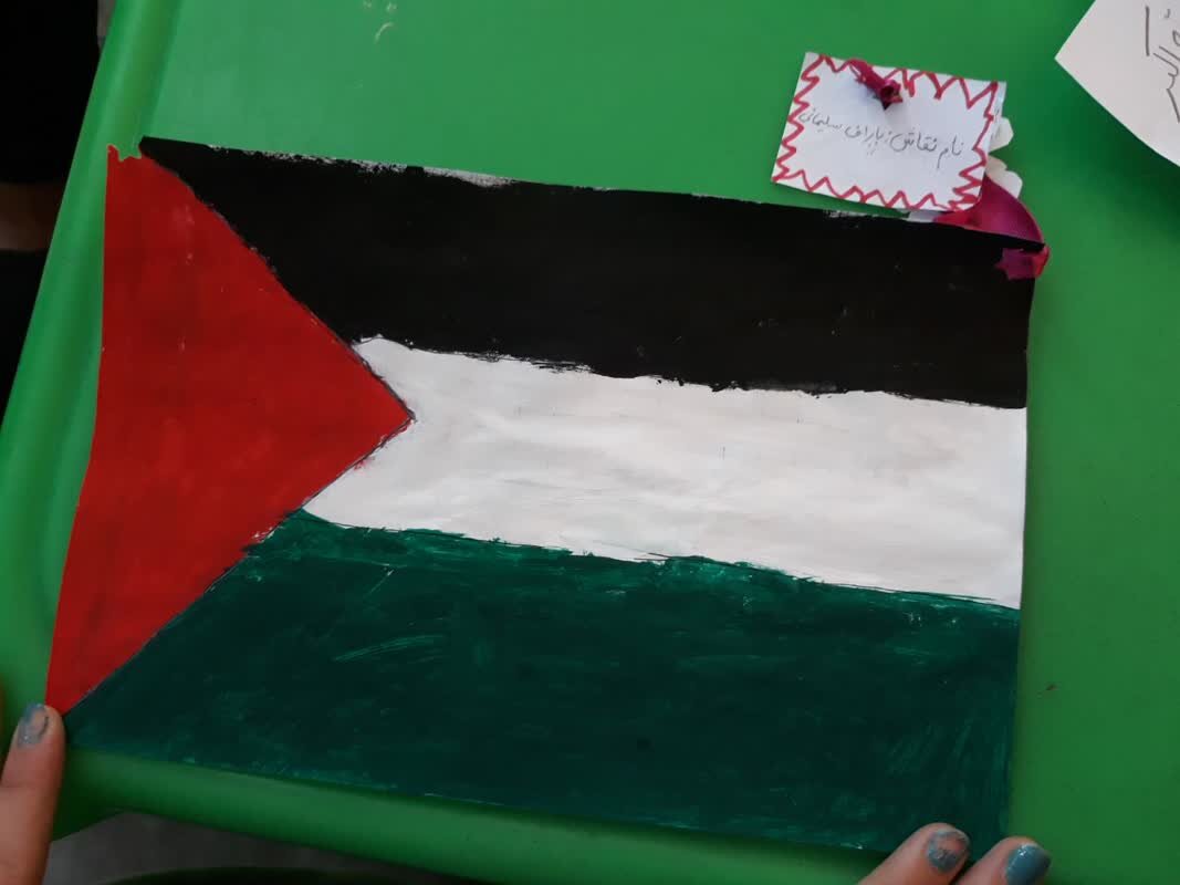 مسابقه نقاشی ویژه کودکان در هیئت ریحانهالنبی کامیاران برگزار شد