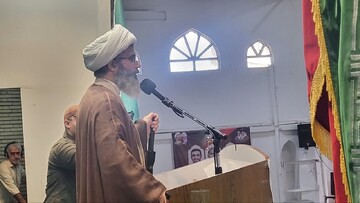 رهبر انقلاب اسلامی خار چشم بیگانگان است