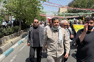 İran Spor Bakanı İsrail protestosuna katıldı