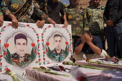 تشییع پیکر ۳ شهید پدافند هوایی ارتش در خرم‌آباد