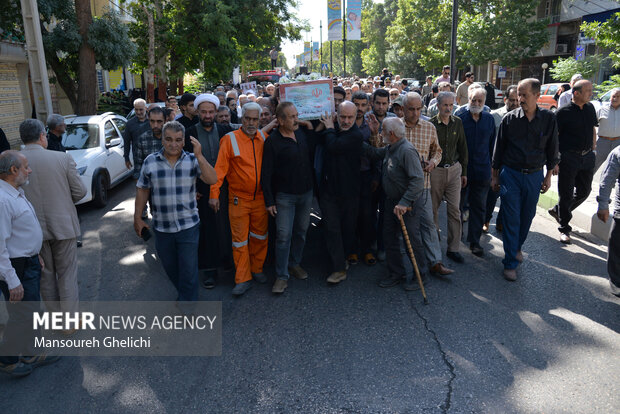 تشییع پیکر شهید راه وطن «مجید وفایی» در شاهرود