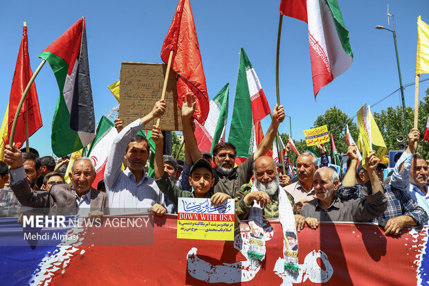 راهپیمایی جمعه خشم و نصر در زنجان