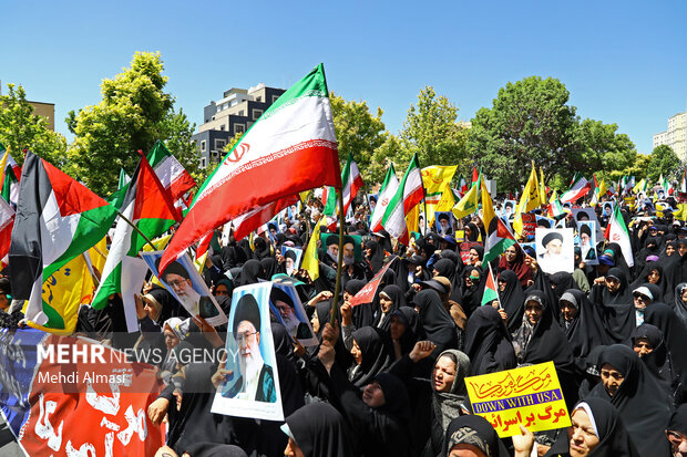 راهپیمایی جمعه خشم و نصر در زنجان