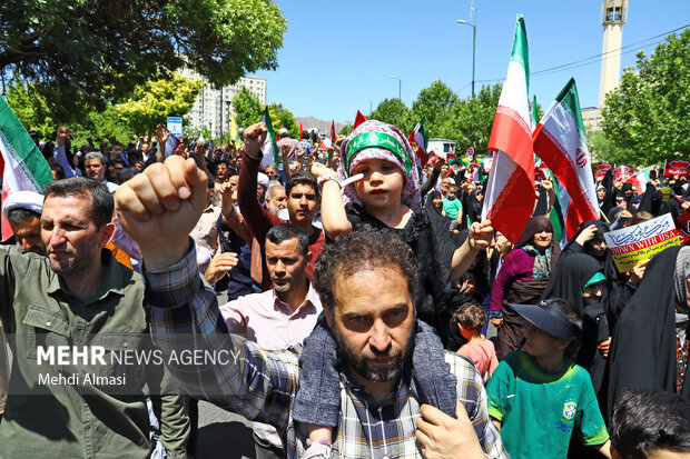 راهپیمایی جمعه خشم و نصر در زنجان