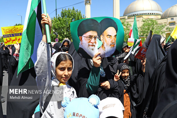 راهپیمایی جمعه خشم و نصر در زنجان