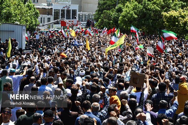 راهپیمایی جمعه خشم و نصر در زنجان