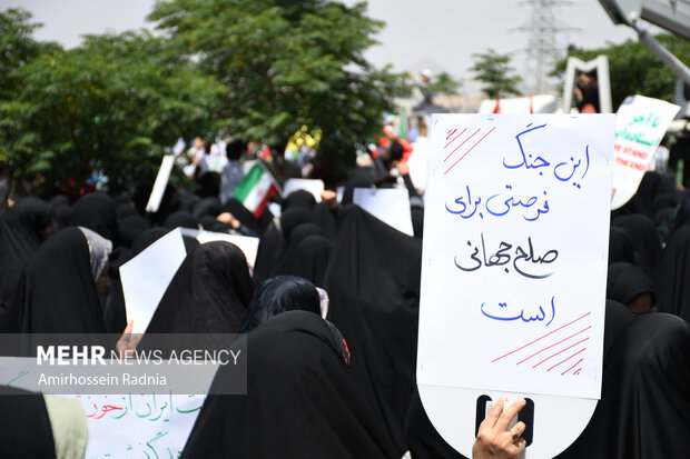 راهپیمایی «جمعه خشم و نصر» در بیرجند