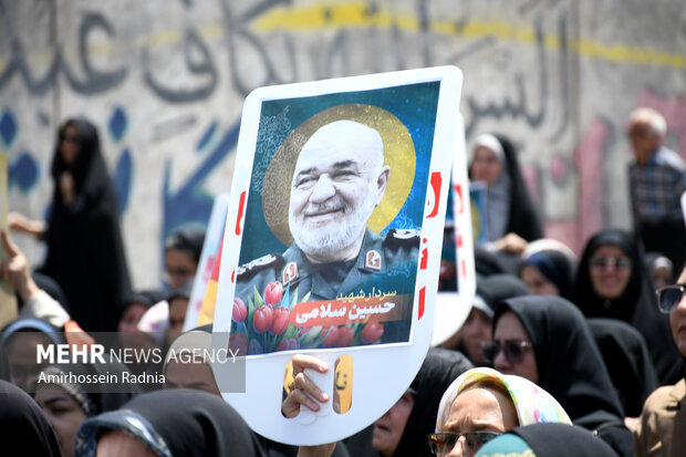 راهپیمایی «جمعه خشم و نصر» در بیرجند