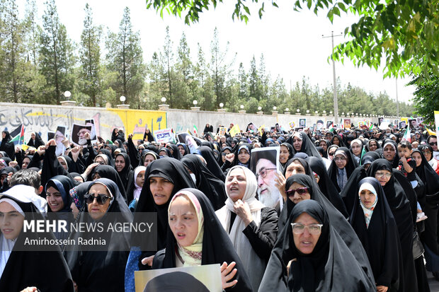 راهپیمایی «جمعه خشم و نصر» در بیرجند