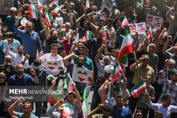 راهپیمایی «جمعه خشم و نصر» در کرج

