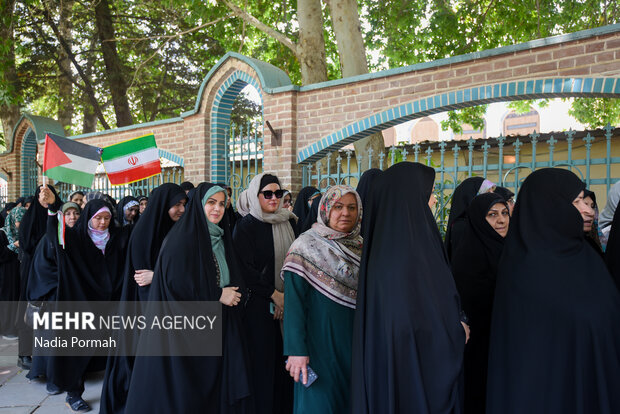 راهپیمایی «جمعه خشم و نصر» در کرج

