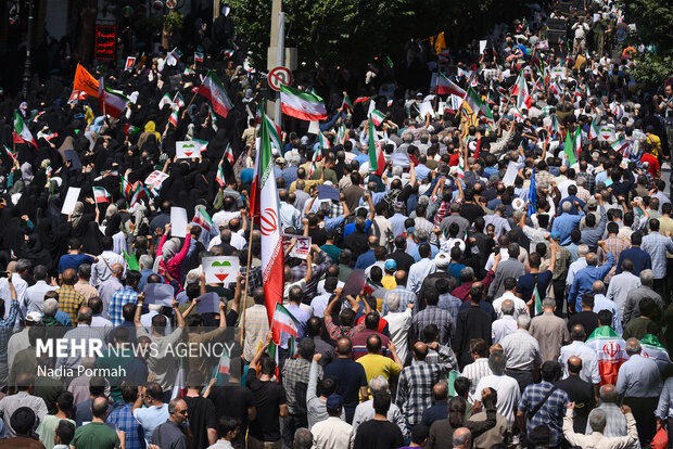 راهپیمایی «جمعه خشم و نصر» در کرج
