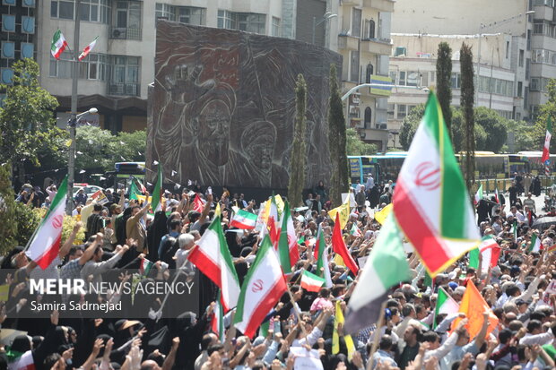 جمعه «خشم و نصر» در تهران 27