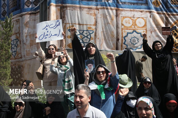 جمعه «خشم و نصر» در تهران 17