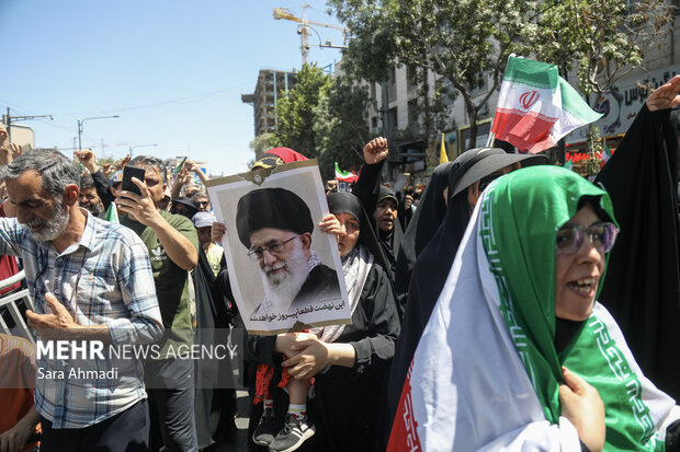 راهپیمایی جمعه خشم و نصر در مشهد