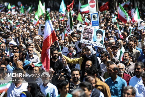 راهپیمایی جمعه خشم و نصر در مشهد