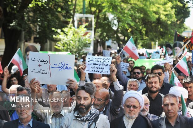 راهپیمایی خشم و نصر در تبریز