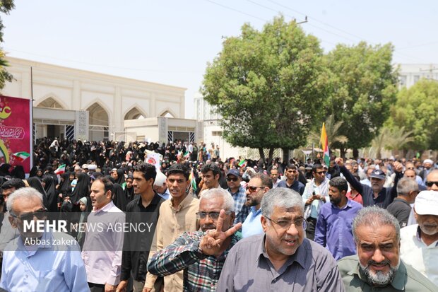 راهپیمایی «جمعه خشم و نصر» در بندرعباس