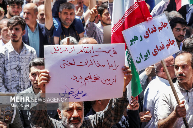 راهپیمایی خشم و نصر در تبریز