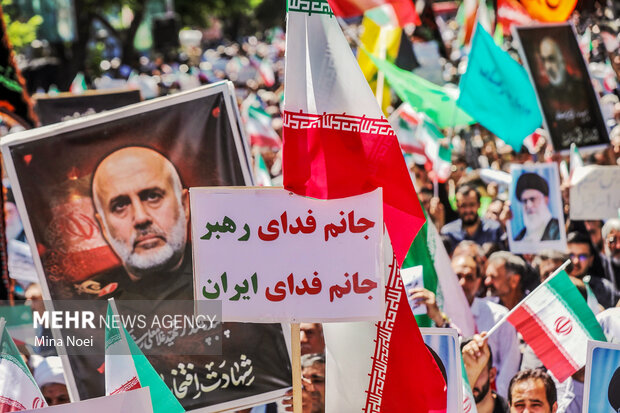 راهپیمایی خشم و نصر در تبریز