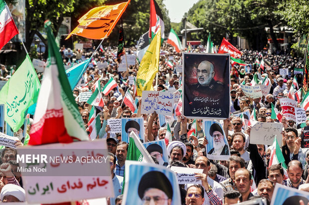 راهپیمایی خشم و نصر در تبریز
