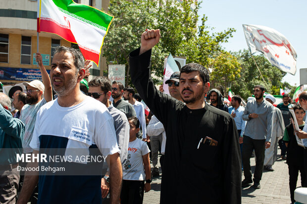 راهپیمایی «جمعه خشم و نصر» در مشهد