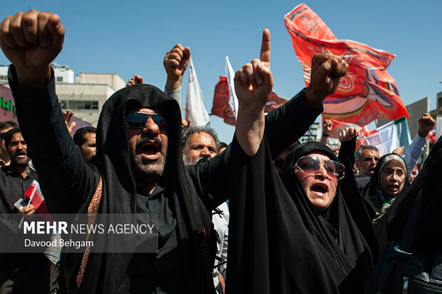 راهپیمایی «جمعه خشم و نصر» در مشهد