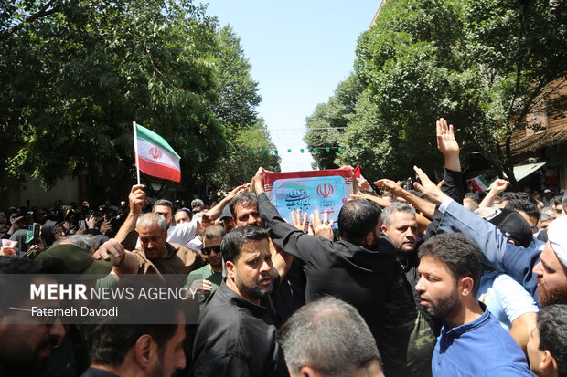 تشییع پیکر شهید راه وطن «مسعود وطن‌پور» در شهرری
