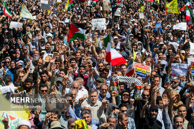 84 فیصد ایرانی صیہونی دشمن پر میزائل حملے کے حامی