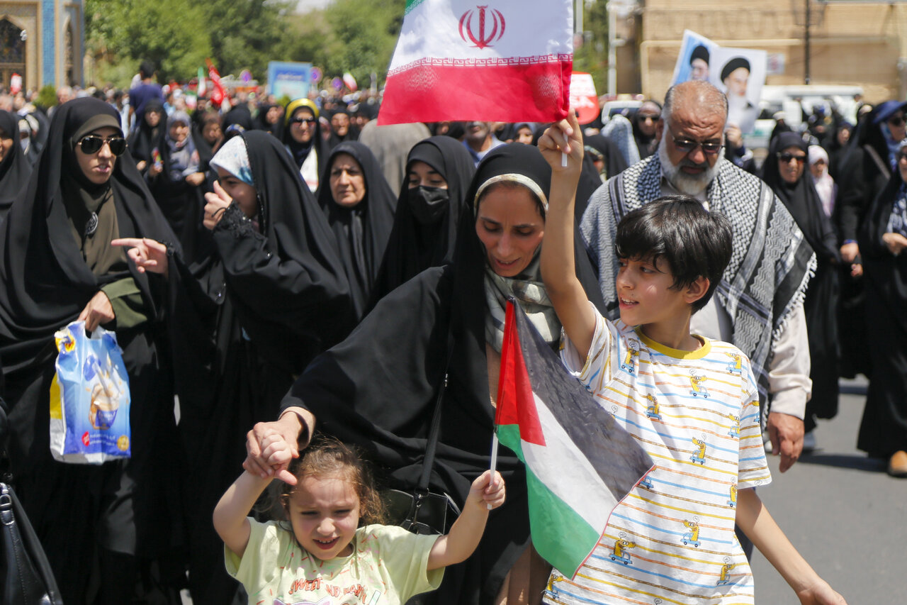 گزارش مهر از راهپیمایی پرشور جمعه «خشم و نصر» در اسلامشهر