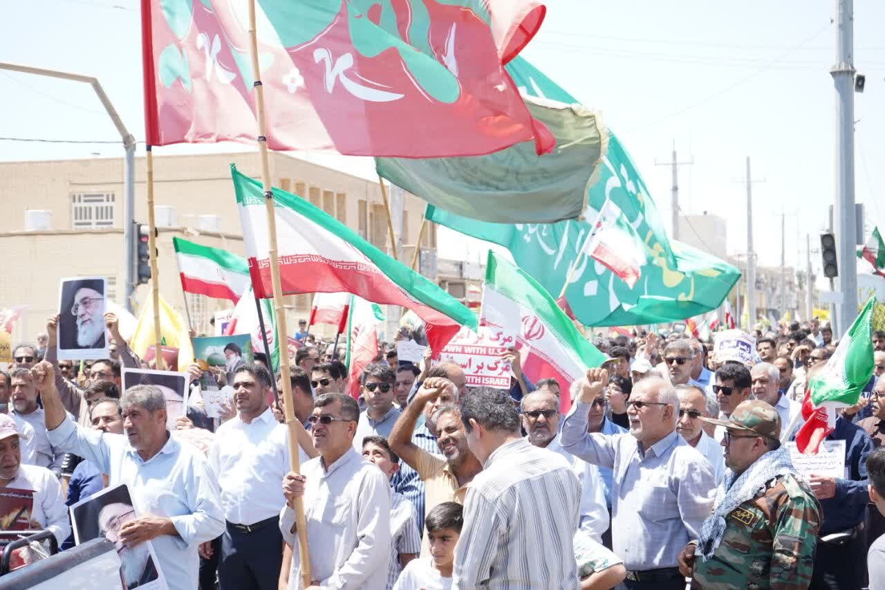 راهپیمایی جمعه خشم و نصر در گناوه برگزار شد
